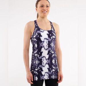 Lululemon Every Yogi Tank Ink Blot Blue 2 XS long racer back fitted yoga workout